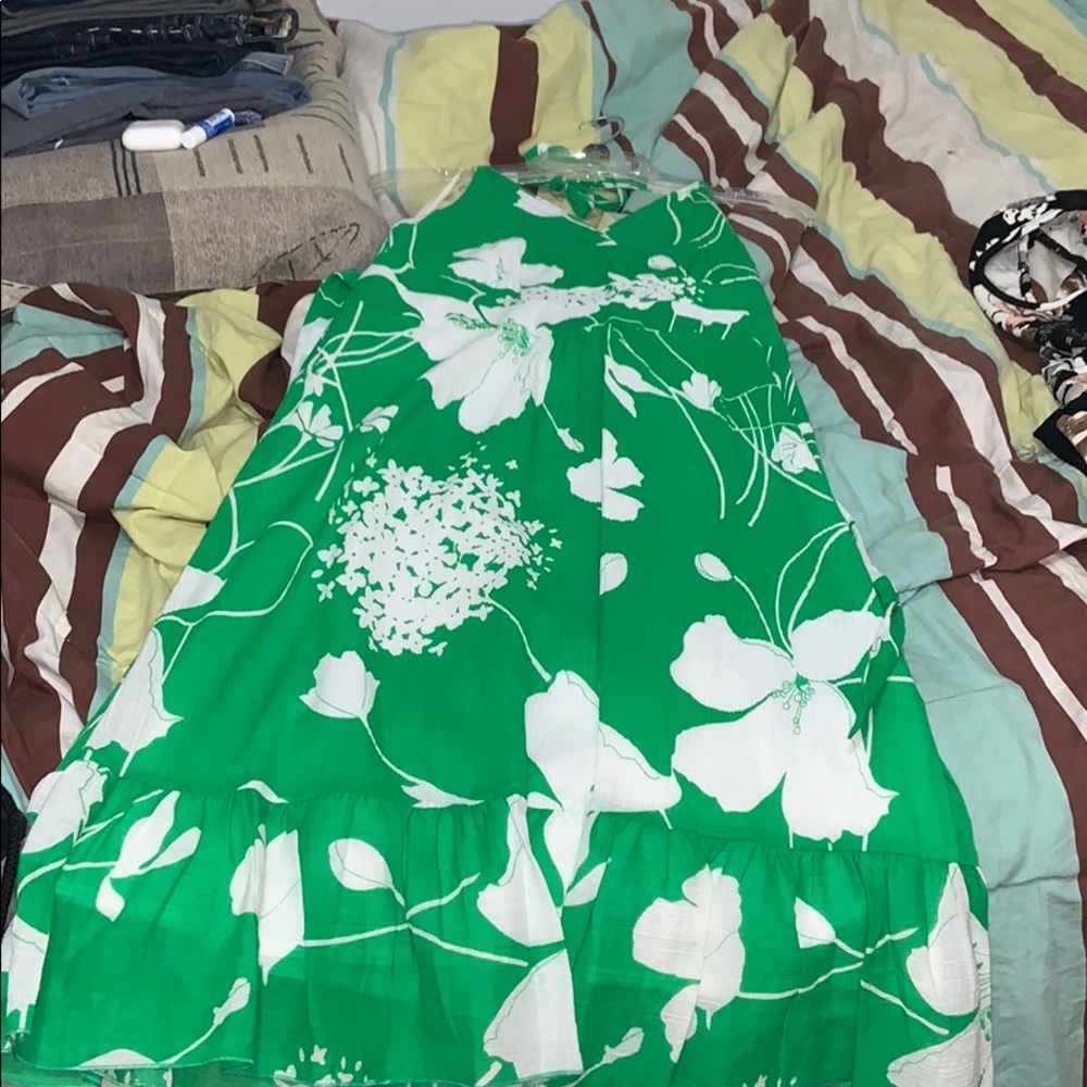 Women’s dress